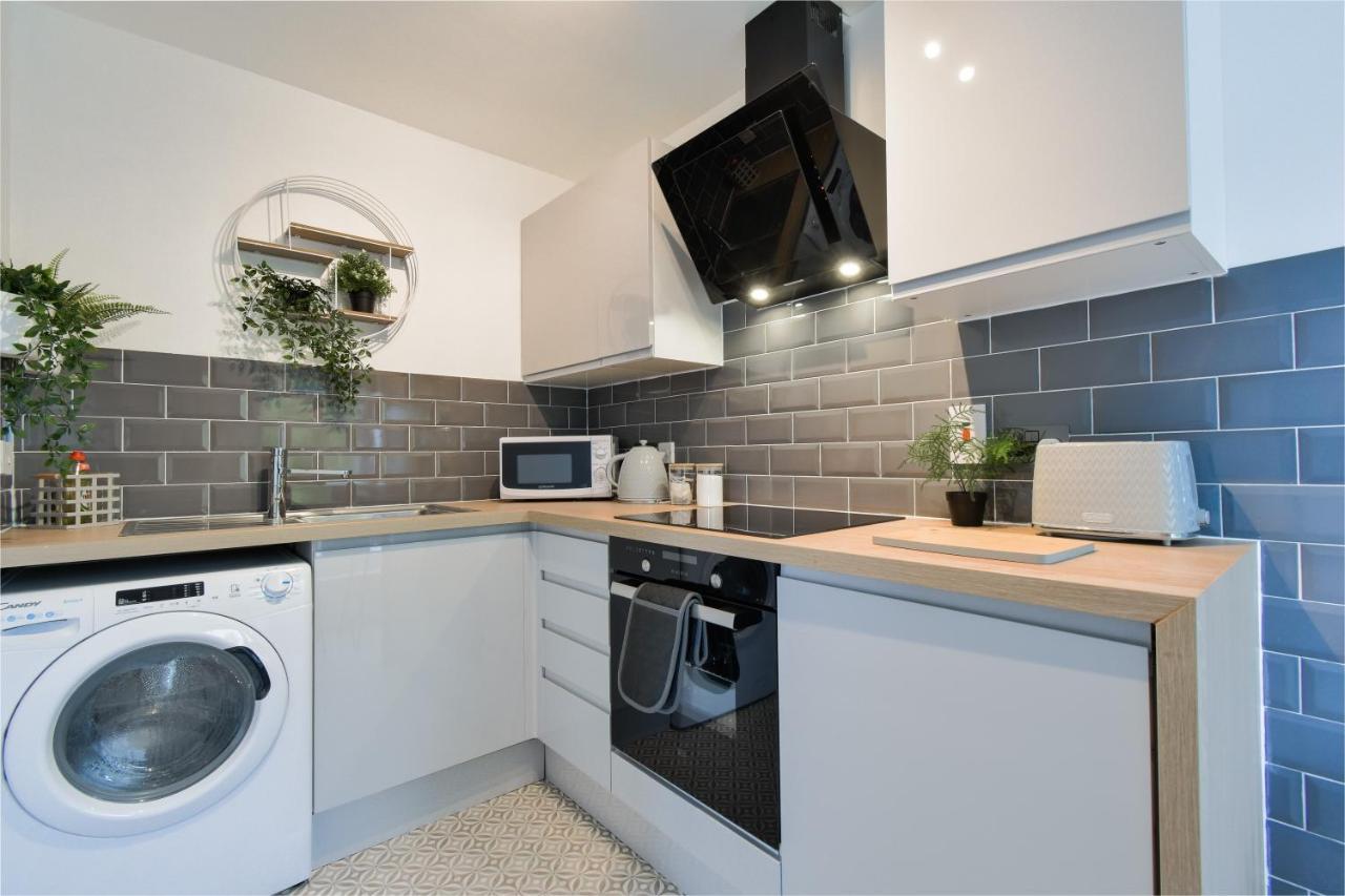 Stylish One Bed Apartment Near Cotswolds Raf 카터턴 외부 사진